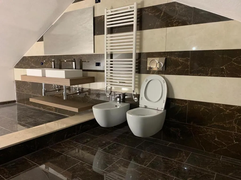Guest house Case Rosse - Top Floor - With Air Cond Riomaggiore